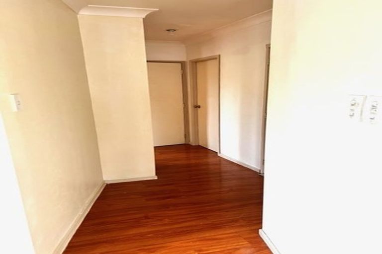 Photo of property in 37 Awaruku Road, Torbay, Auckland, 0630