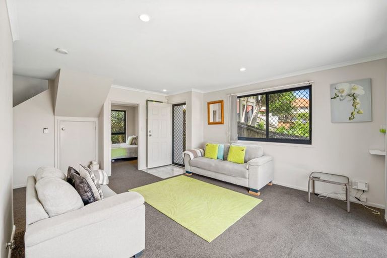 Photo of property in 6c Voyager Drive, Gulf Harbour, Whangaparaoa, 0930