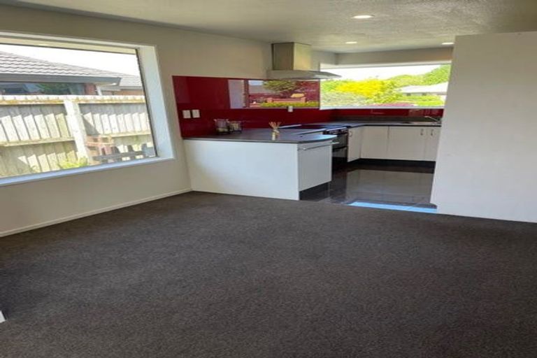 Photo of property in 2/17 Cardigan Bay Place, Addington, Christchurch, 8024