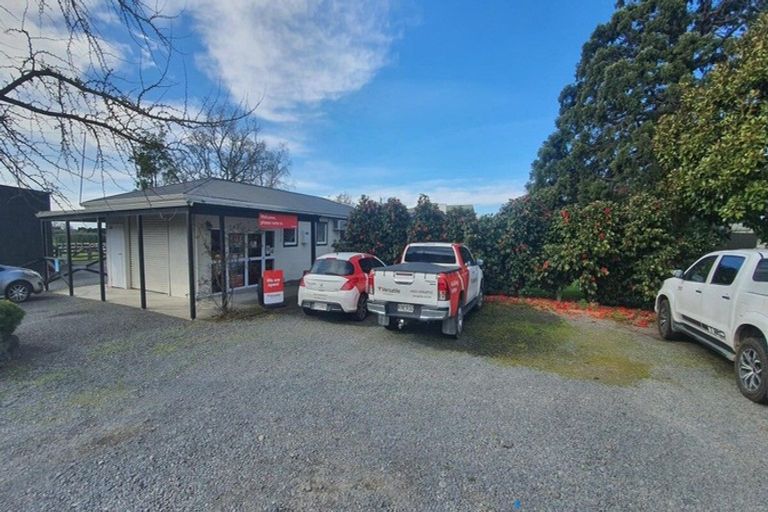 Photo of property in 180 Havelock Road, Akina, Hastings, 4122