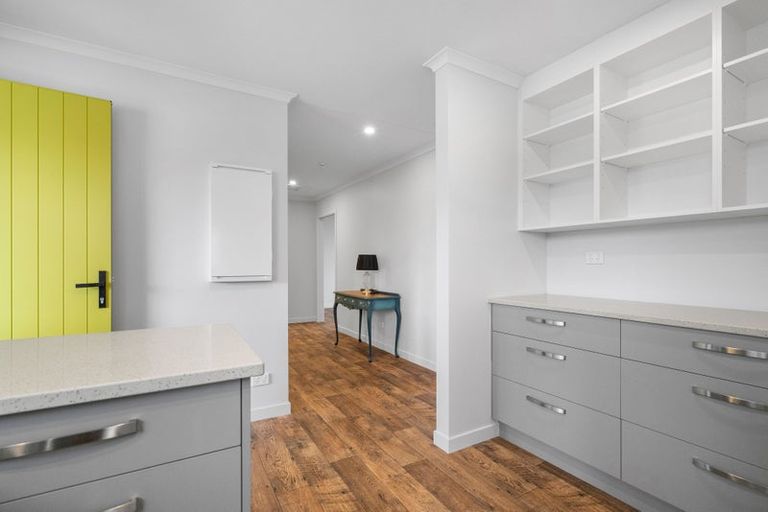 Photo of property in 12 Rimu Street, Levin, 5510