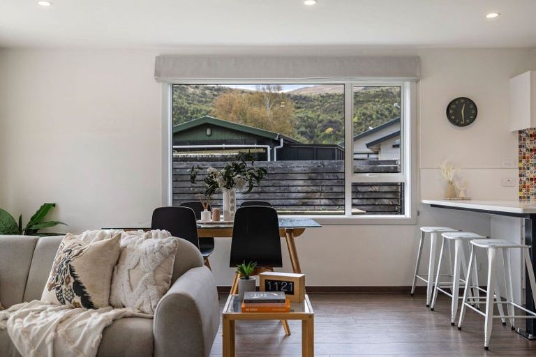 Photo of property in 10b Douglas Avenue, Arrowtown, 9302