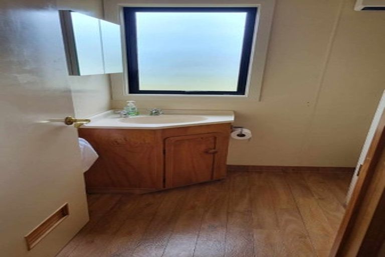 Photo of property in 44 Wylam Street, Waikaia, 9778