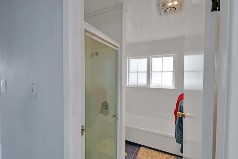 Photo of property in 94 Pasadena Crescent, Totara Park, Upper Hutt, 5018