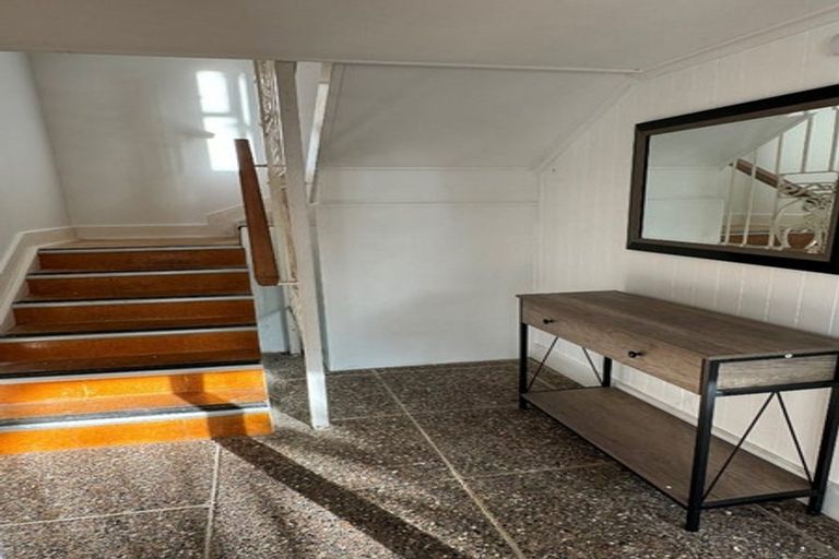 Photo of property in 23a Waiwera Place, Waiwera, Orewa, 0994