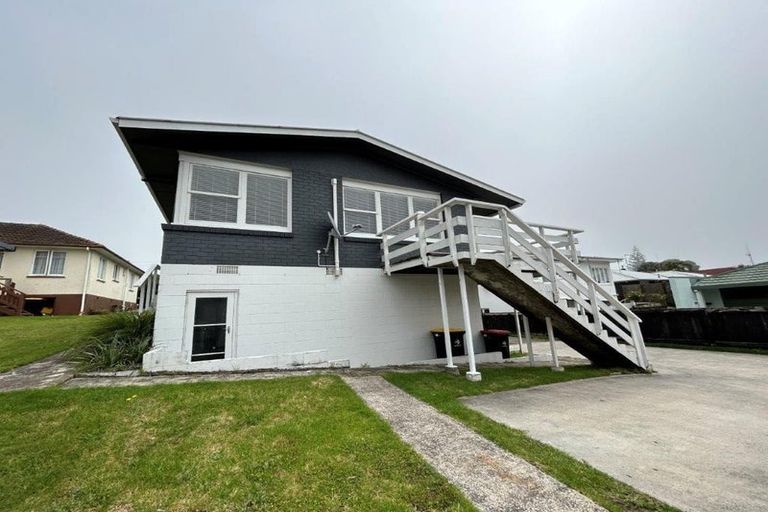 Photo of property in 490 Maunganui Road, Mount Maunganui, 3116