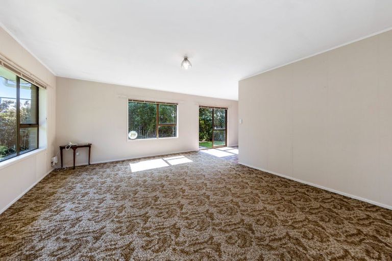 Photo of property in 2/35 Ti Nana Crescent, Henderson, Auckland, 0610