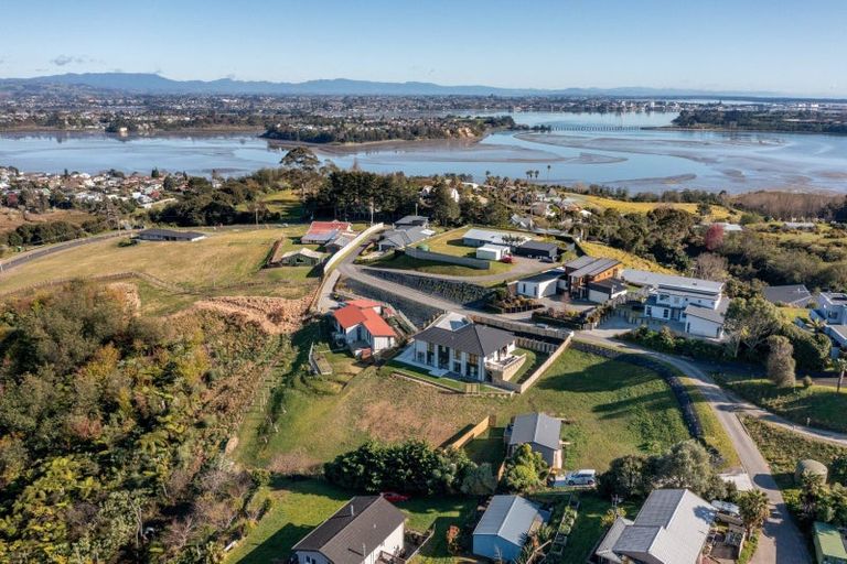 Photo of property in 24 Eagleview Rise, Welcome Bay, Tauranga, 3175