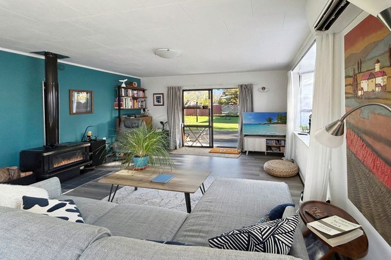 Photo of property in 1 Feary Crescent, Takaka, 7110