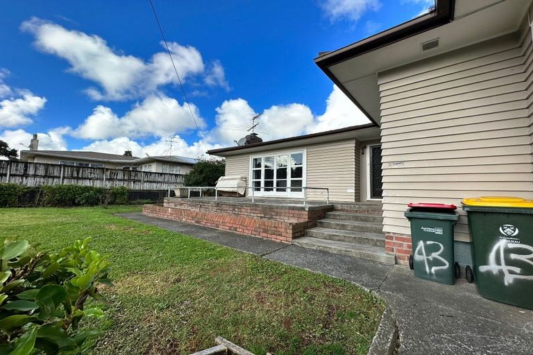 Photo of property in 43 Halver Road, Hillpark, Auckland, 2102