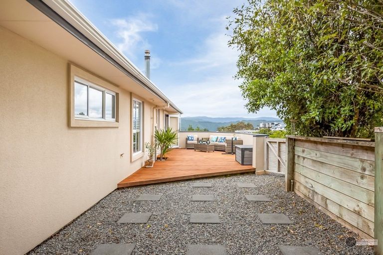 Photo of property in 257 Major Drive, Kelson, Lower Hutt, 5010