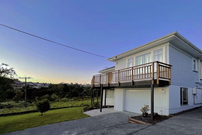 Photo of property in 7 Chamberlain Road, Massey, Auckland, 0614