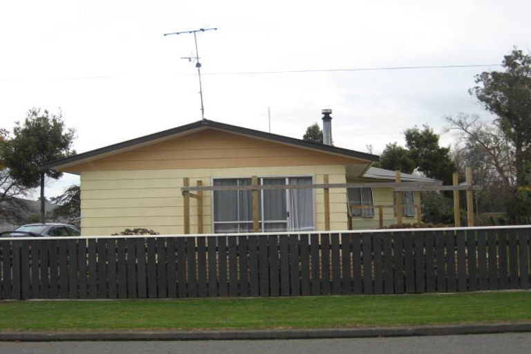 Photo of property in 82 South Belt, Solway, Masterton, 5810