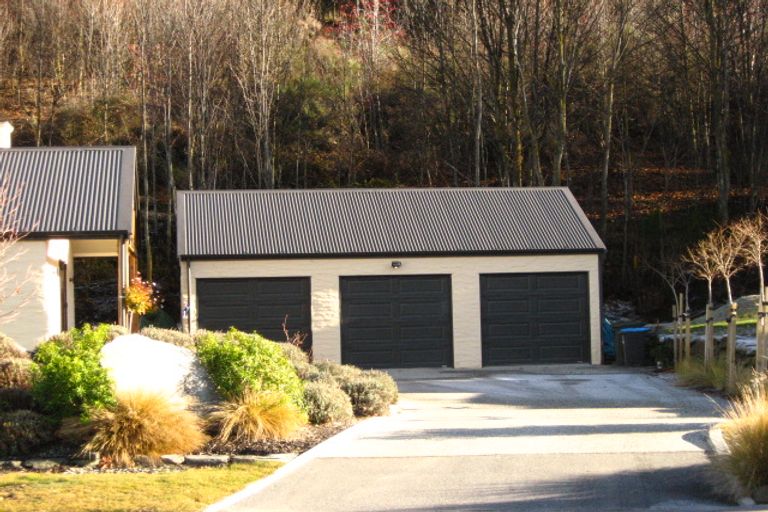 Photo of property in Butel Park, 79 Essex Avenue, Arrowtown, 9302