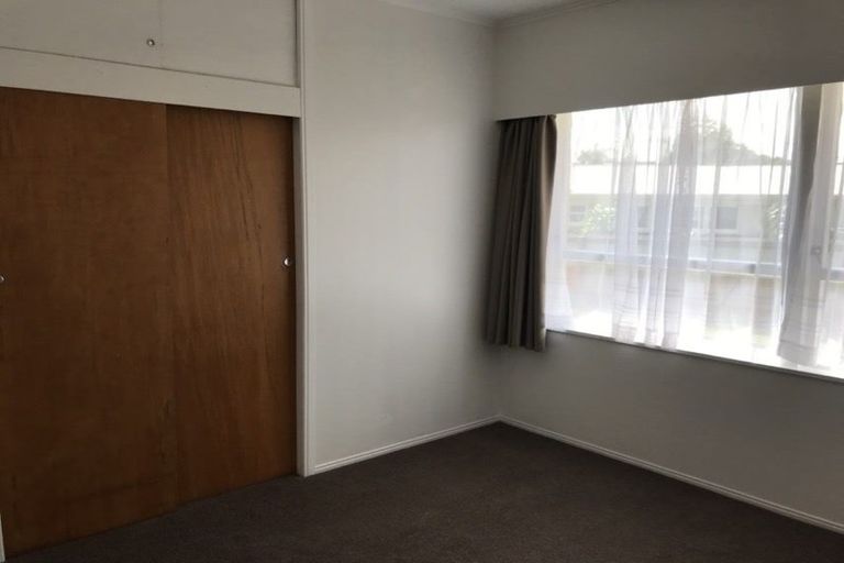 Photo of property in 2/25 Wellington Street, Papakura, 2110
