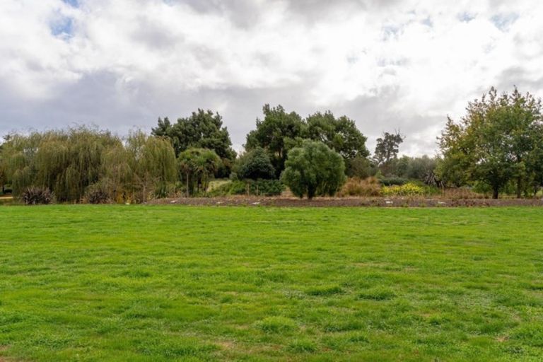 Photo of property in 672e Te Whiti Road, Te Whiti, Masterton, 5884