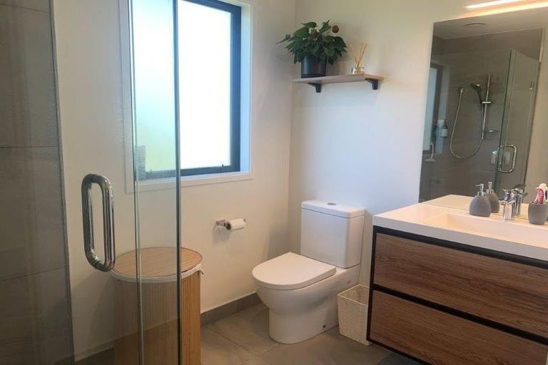 Photo of property in Luggate Park, 2 Cooper Crescent, Luggate, Wanaka, 9383