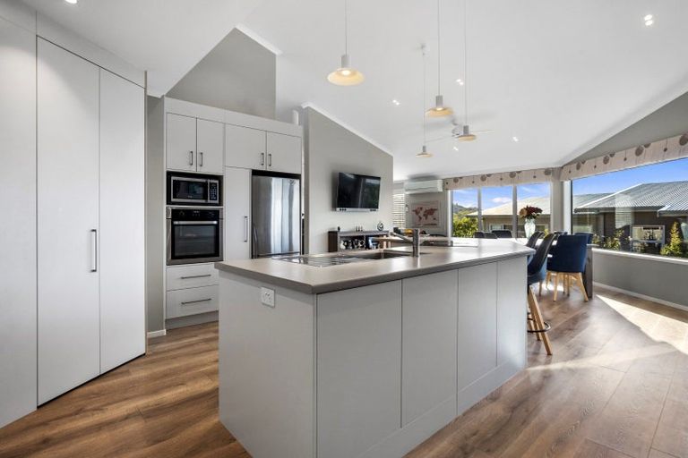 Photo of property in 13 Tohora View, Waihi Beach, 3611