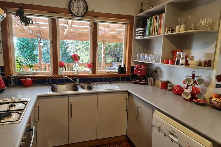 Photo of property in 56 Onerahi Road, Onerahi, Whangarei, 0110