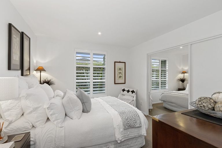 Photo of property in 4 Dunsford Close, Halswell, Christchurch, 8025