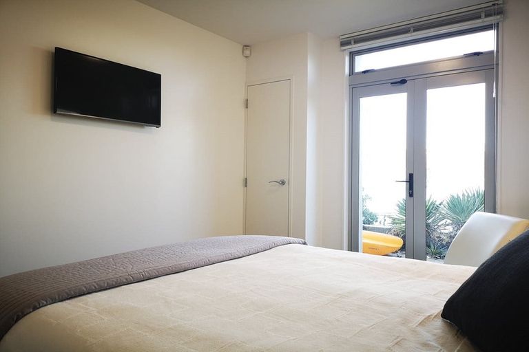 Photo of property in Marrakech Cafe, 10/305 Evans Bay Parade, Hataitai, Wellington, 6021