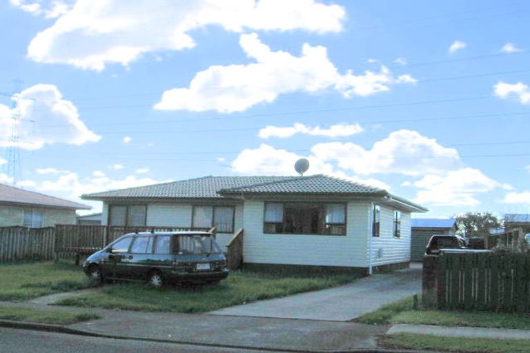 Photo of property in 16 Maytime Street, Clover Park, Auckland, 2023