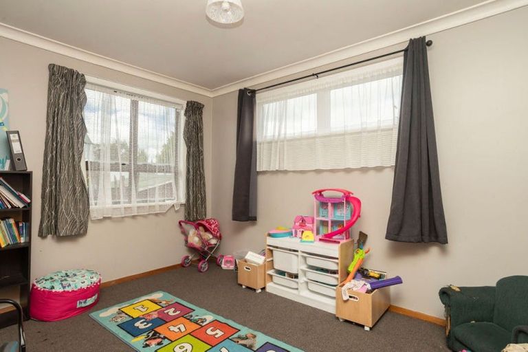Photo of property in 56 Tennyson Street, Dannevirke, 4930