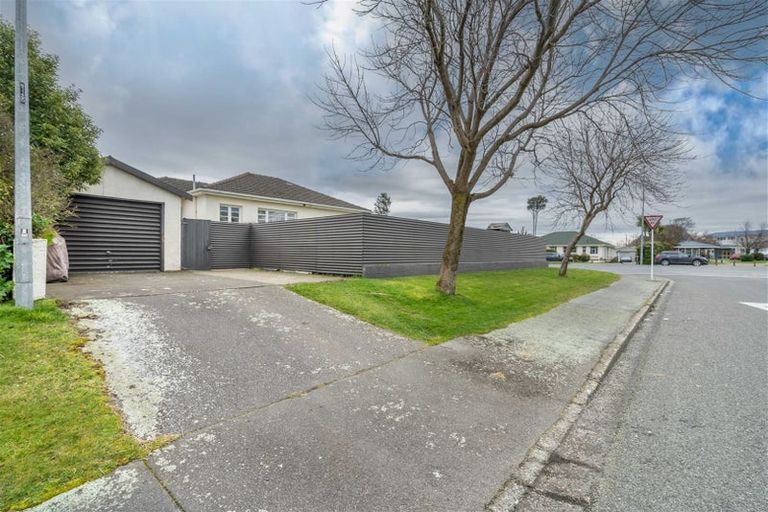 Photo of property in 575 Tay Street, Hawthorndale, Invercargill, 9810