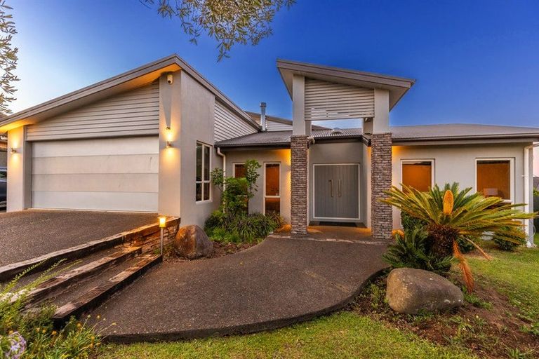 Photo of property in 3 Trinidad Place, Flagstaff, Hamilton, 3210