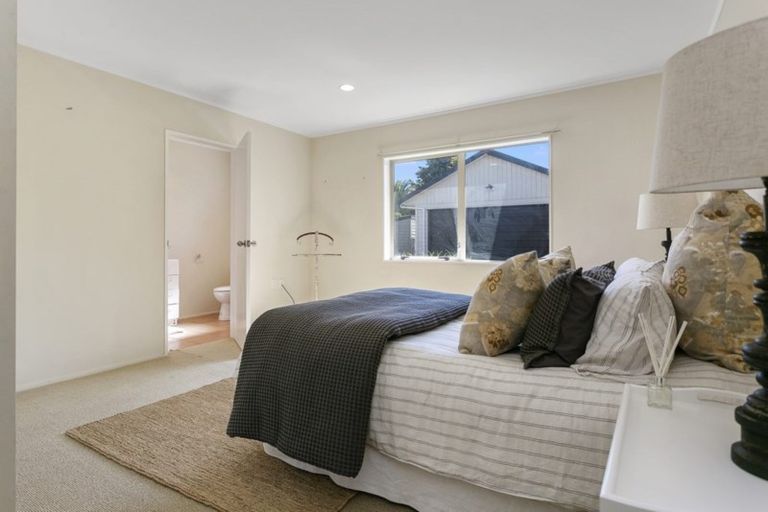 Photo of property in 86b Moore Street, Leamington, Cambridge, 3432