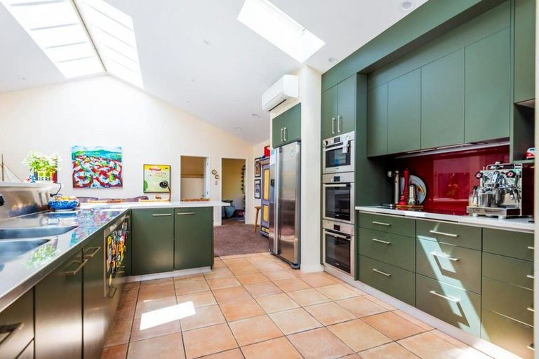 Photo of property in 43a Clarence Street, Devonport, Auckland, 0624