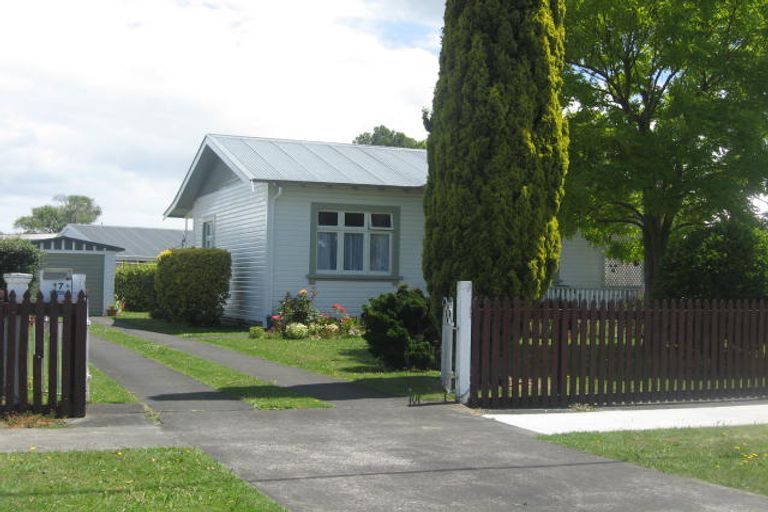 Photo of property in 17 Stewart Street, Aramoho, Whanganui, 4500