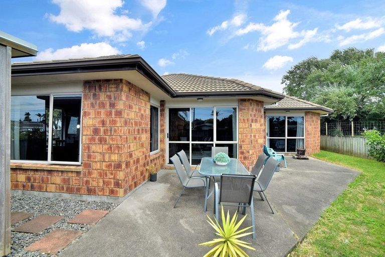 Photo of property in 74a Simpson Road, Papamoa Beach, Papamoa, 3118