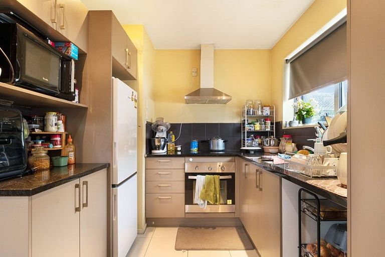 Photo of property in 92 Portage Road, New Lynn, Auckland, 0600