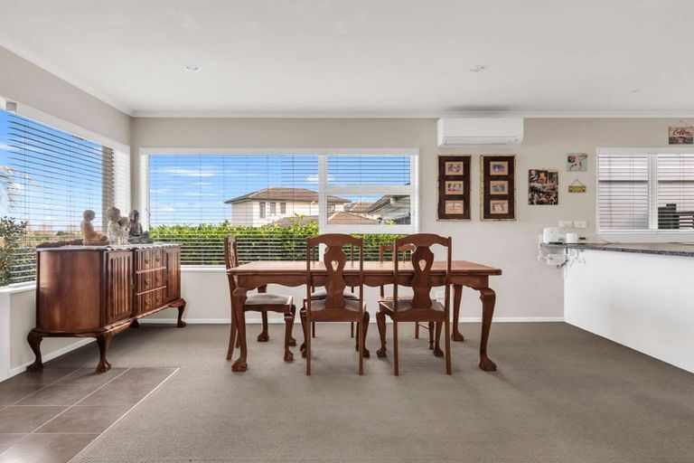 Photo of property in 32 Keepers Drive, Gulf Harbour, Whangaparaoa, 0930