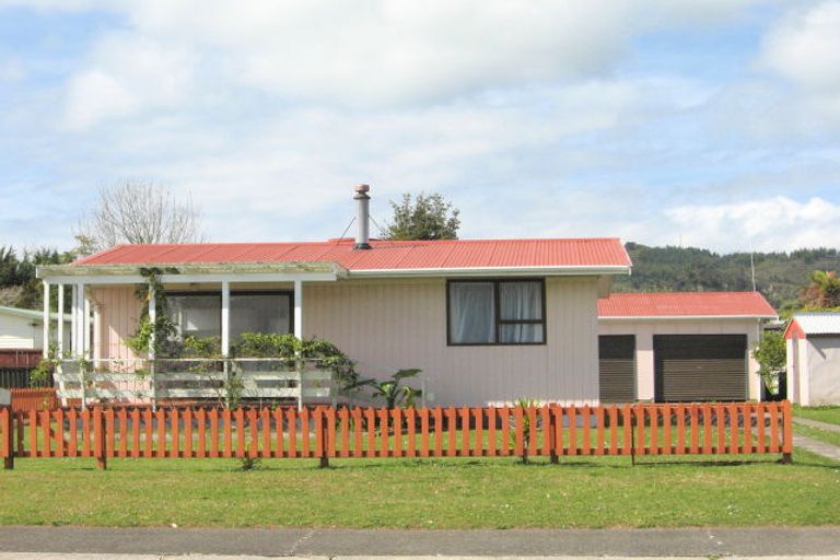 Photo of property in 35 Arthur Street, Whitianga, 3510