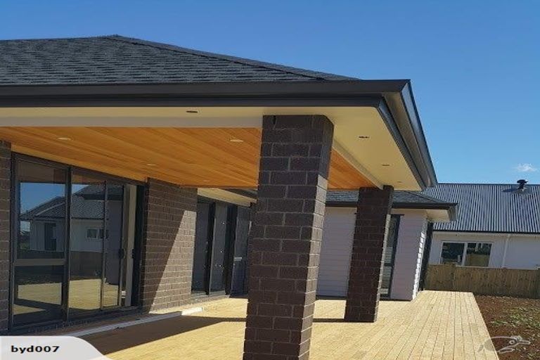 Photo of property in 21 Catherine Mclean Road, Pukekohe, 2120