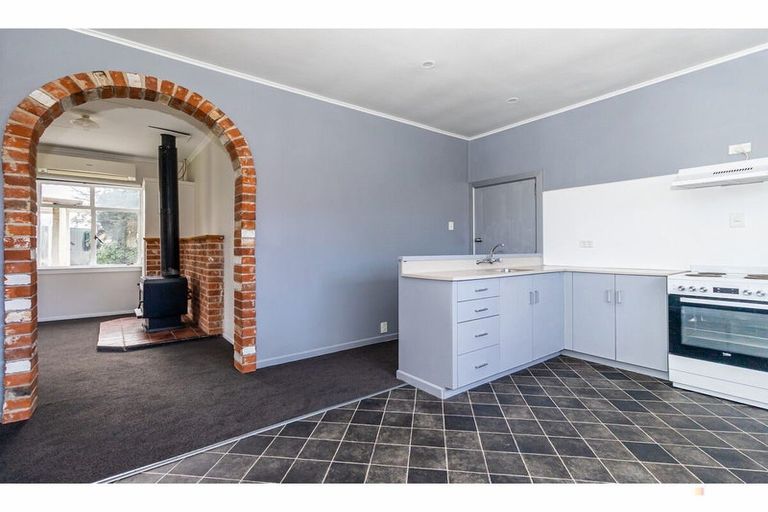 Photo of property in 6 Michael Street, Waimate, 7924