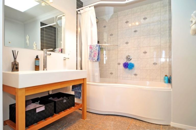 Photo of property in 58 Stephen Street, Halfway Bush, Dunedin, 9010