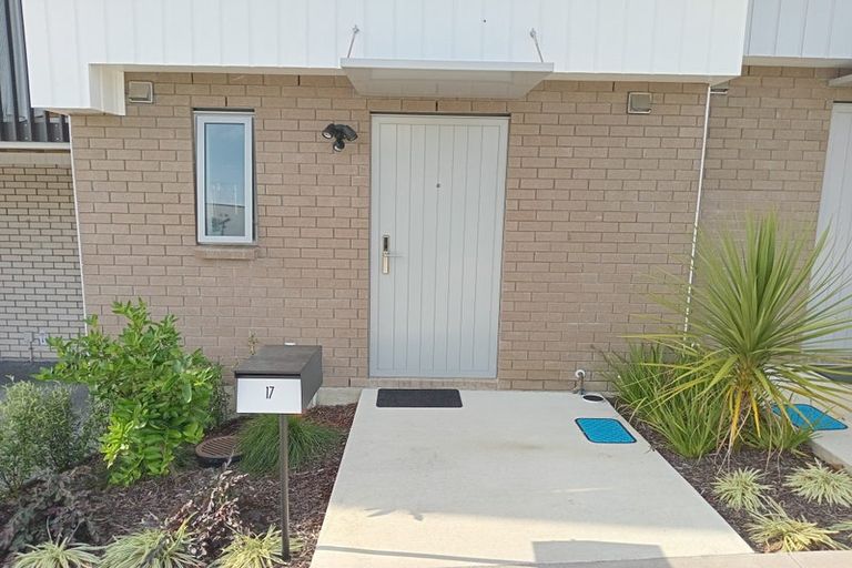 Photo of property in 17 Ngae Place, Mangere East, Auckland, 2024