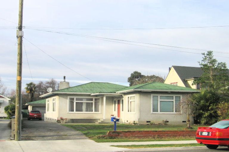 Photo of property in 1011 Caroline Road, Mayfair, Hastings, 4122