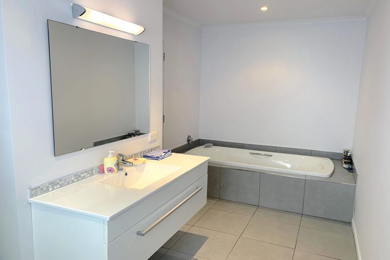 Photo of property in 6 Kaimai Place, Aotea, Porirua, 5024