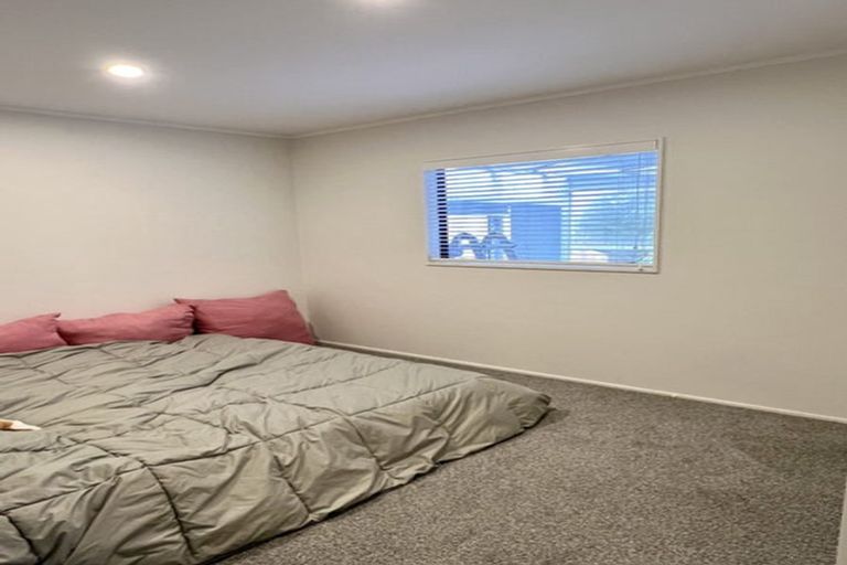 Photo of property in 2/51 John Gill Road, Shelly Park, Auckland, 2014