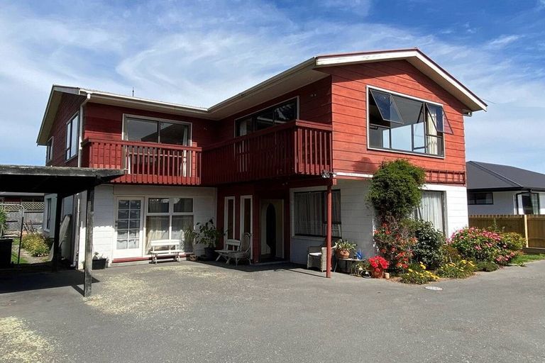 Photo of property in 156 Pages Road, Wainoni, Christchurch, 8061