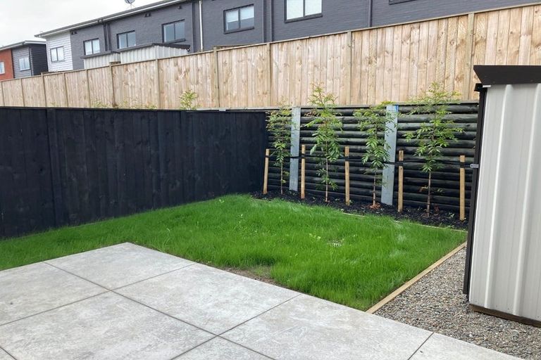 Photo of property in 23a O'meara Street, Swanson, Auckland, 0614