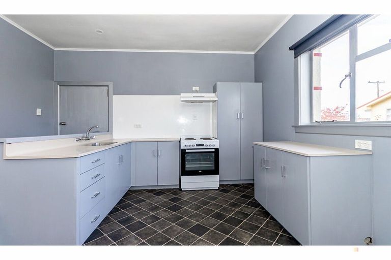 Photo of property in 6 Michael Street, Waimate, 7924