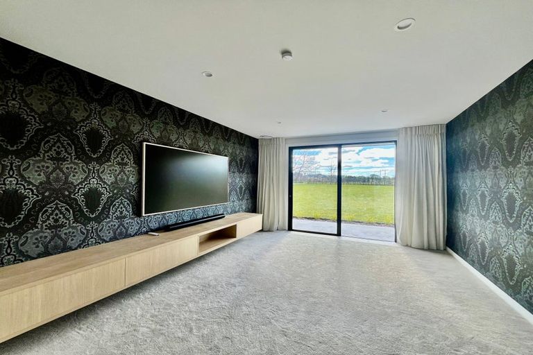 Photo of property in 49 Three Oaks Drive, Dairy Flat, 0794