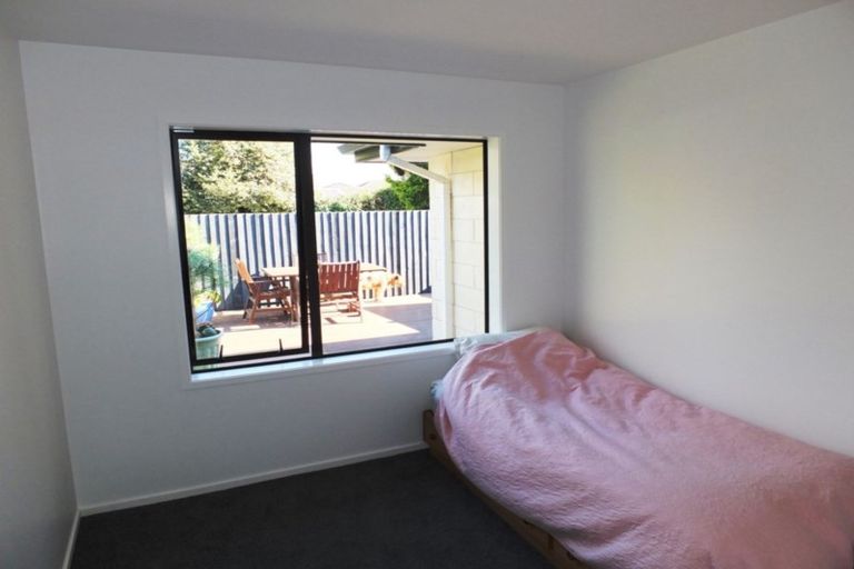 Photo of property in 2/30 Lees Road, Strowan, Christchurch, 8052