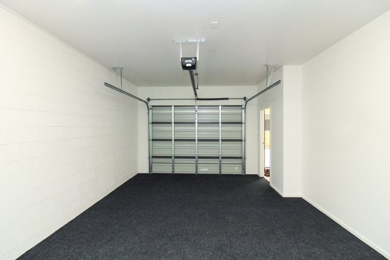 Photo of property in 27/33 Raukawa Street, Stokes Valley, Lower Hutt, 5019