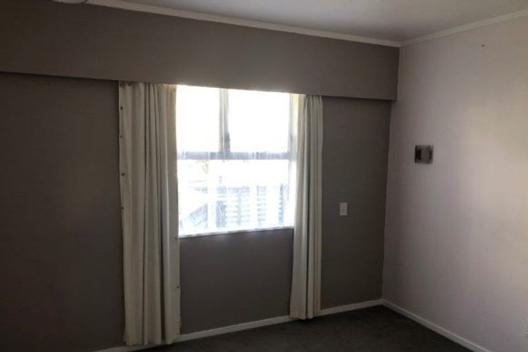 Photo of property in 1 Moa Place, Onerahi, Whangarei, 0110